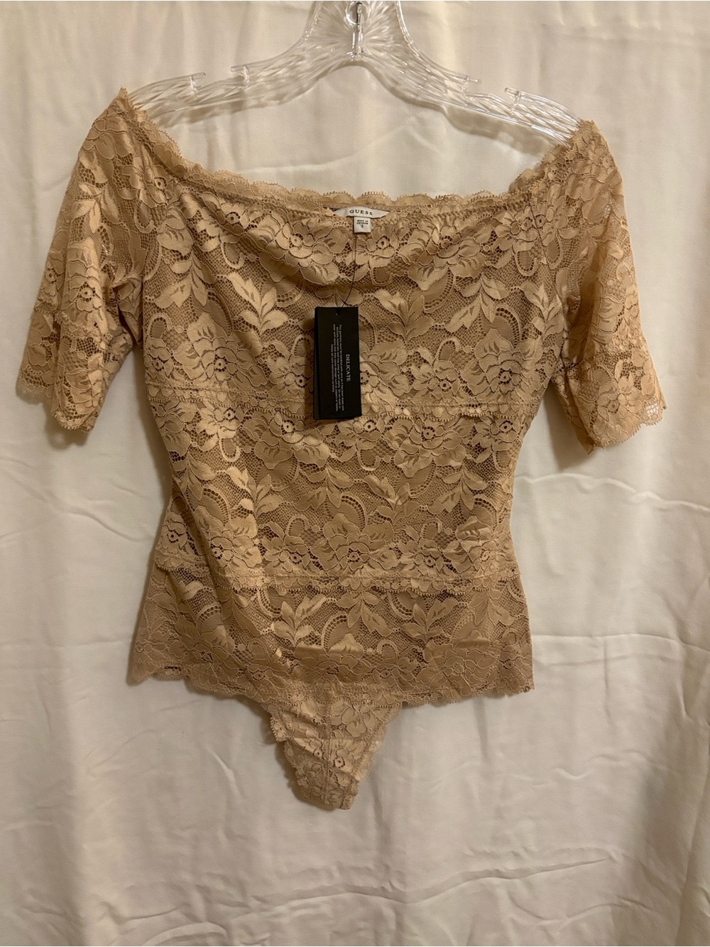 GUESS Women’s Beige Nude Floral Lace Off-Shoulder with Sleeve Bodysuit